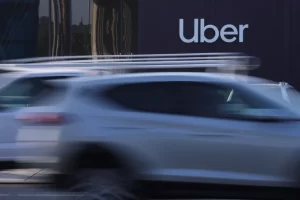 uber suit blocks pay raise for uber-lyft drivers