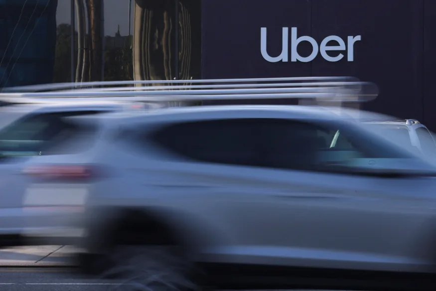 Uber Suit Blocks Pay Raise for Uber & Lyft Drivers