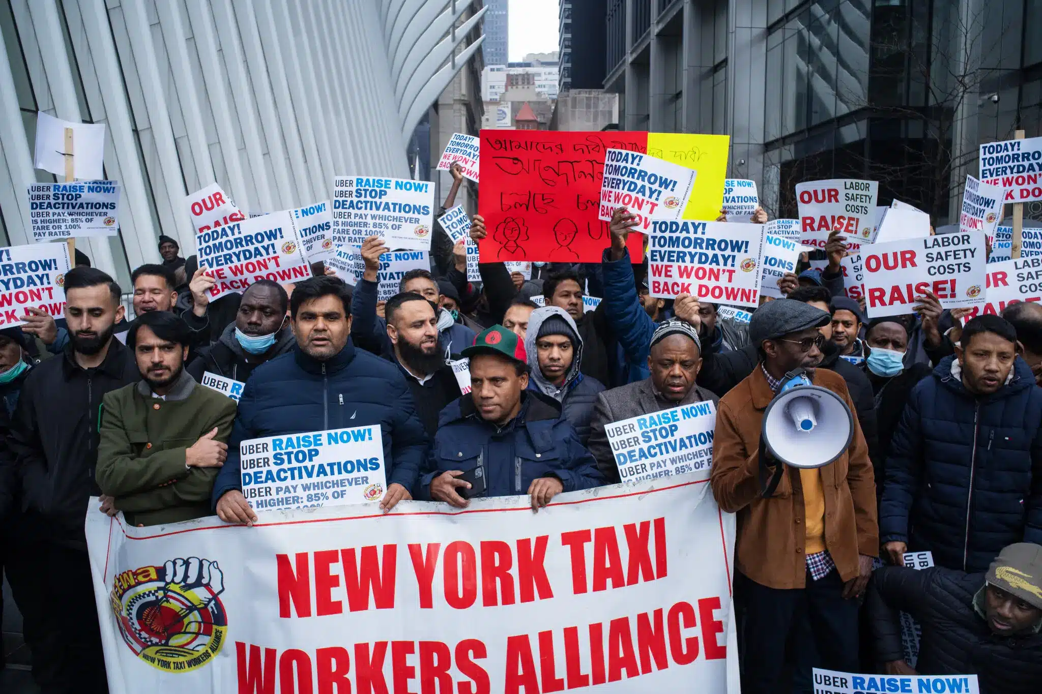 Uber and Lyft drivers now earn less in fares and tips than taxi drivers – Big Apple Taxi